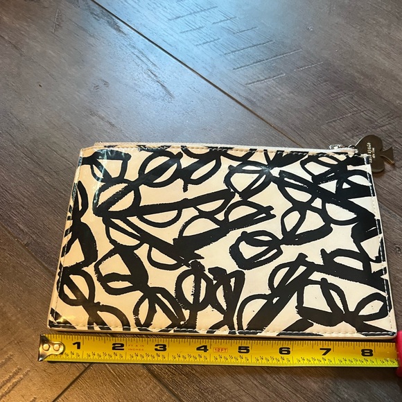 Kate Spade Literary Glasses Print Pouch - Picture 6 of 8